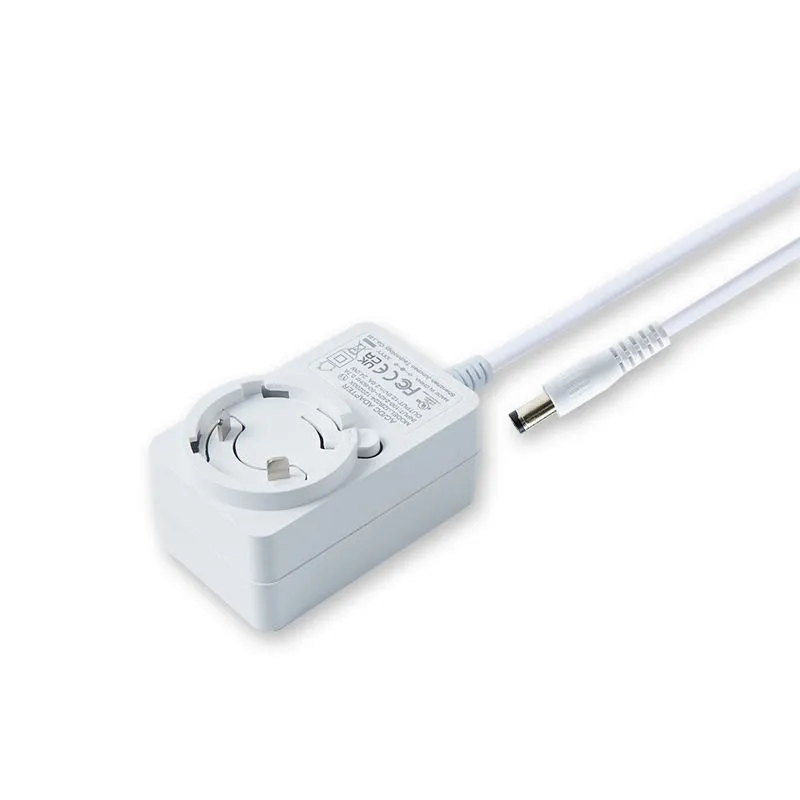 12V 2A utbytbar strömadapter