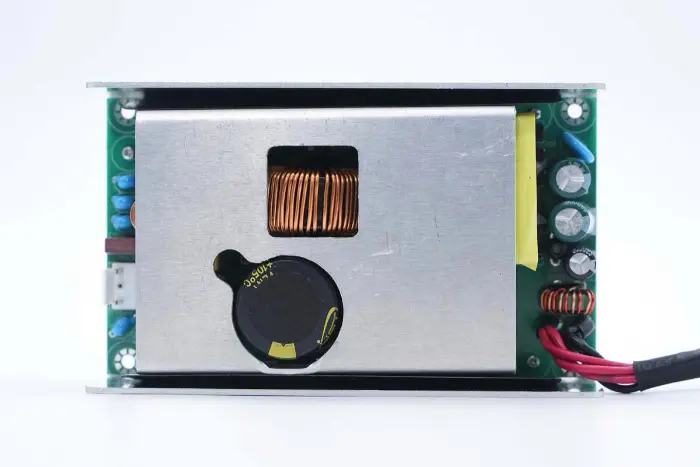 Vår nya produkt-300W GaN strömförsörjning