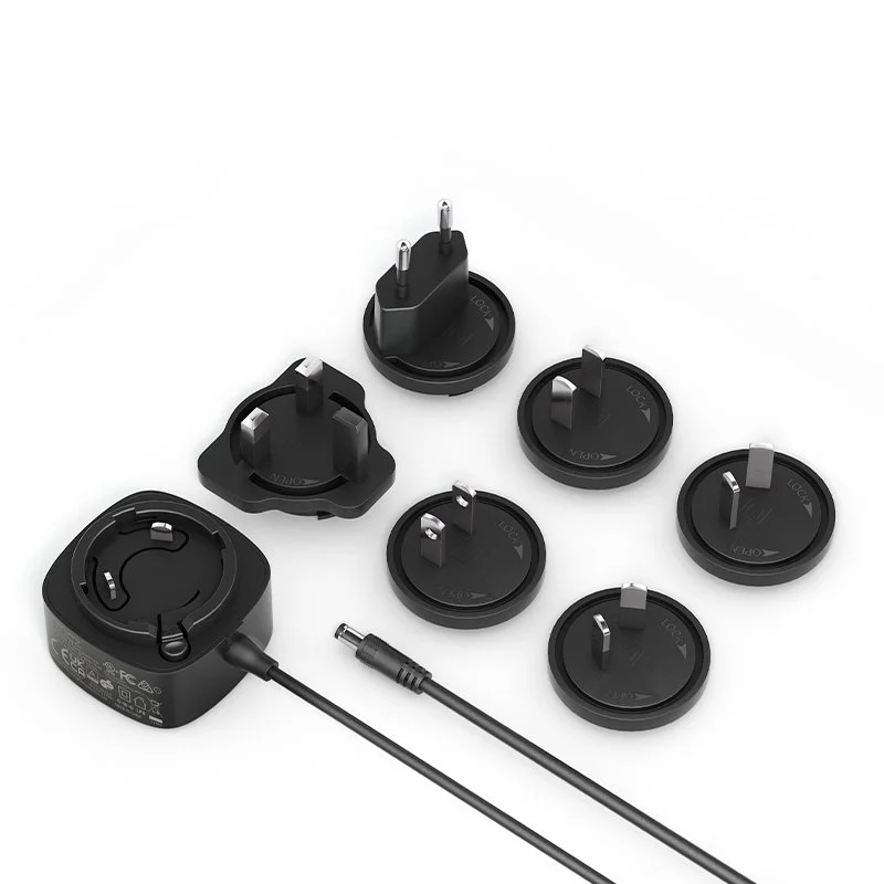 5V 2,5A nätadapter med utbytbar kontakt
